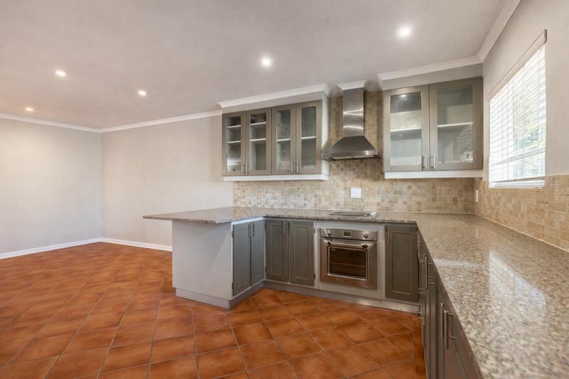 2 Bedroom Property for Sale in Waterkloof Ridge Gauteng