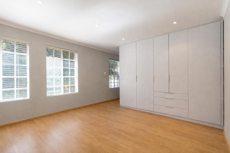 2 Bedroom Property for Sale in Waterkloof Ridge Gauteng