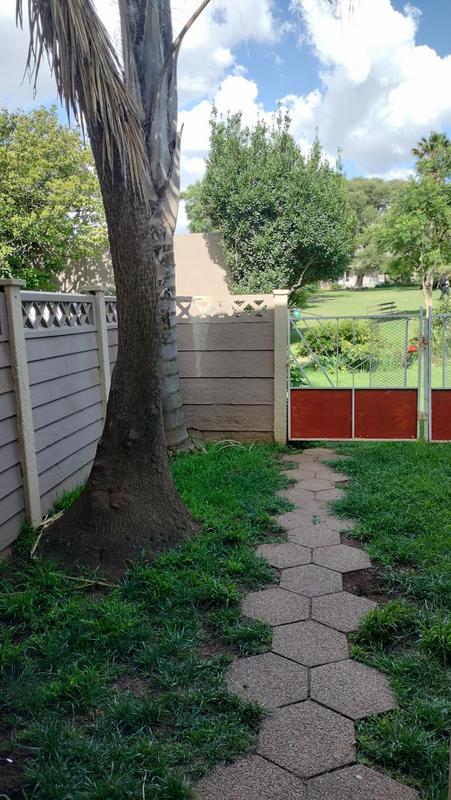 2 Bedroom Property for Sale in Haddon Gauteng