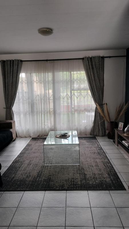 2 Bedroom Property for Sale in Haddon Gauteng