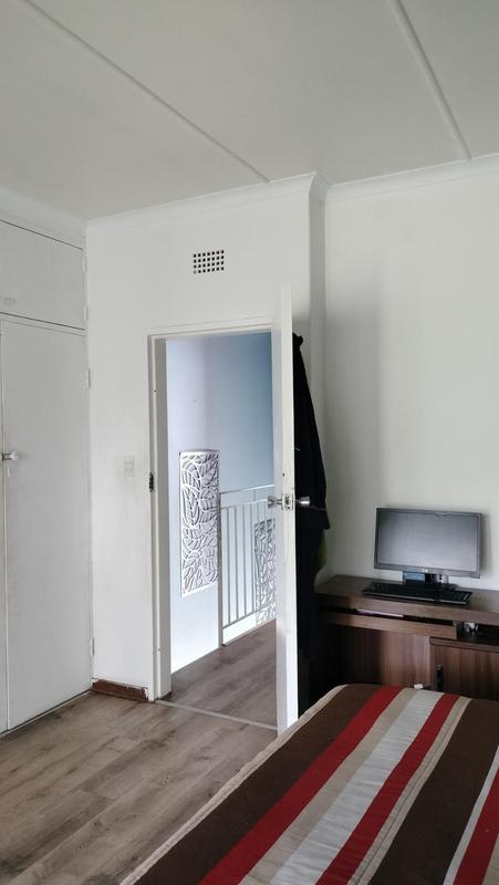 2 Bedroom Property for Sale in Haddon Gauteng