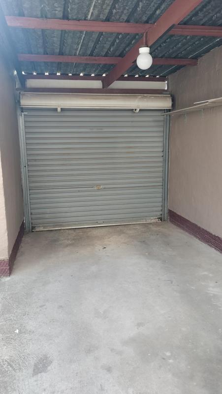 2 Bedroom Property for Sale in Haddon Gauteng