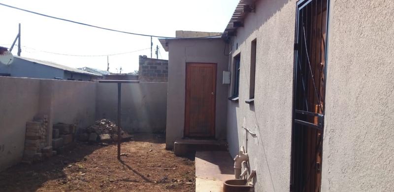 2 Bedroom Property for Sale in Orange Farm Gauteng
