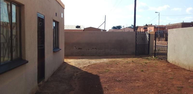 2 Bedroom Property for Sale in Orange Farm Gauteng
