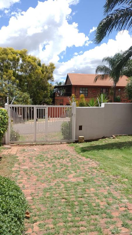 3 Bedroom Property for Sale in Eersterust Gauteng