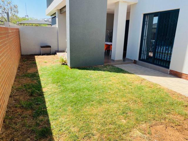 To Let 2 Bedroom Property for Rent in Kyalami Gauteng