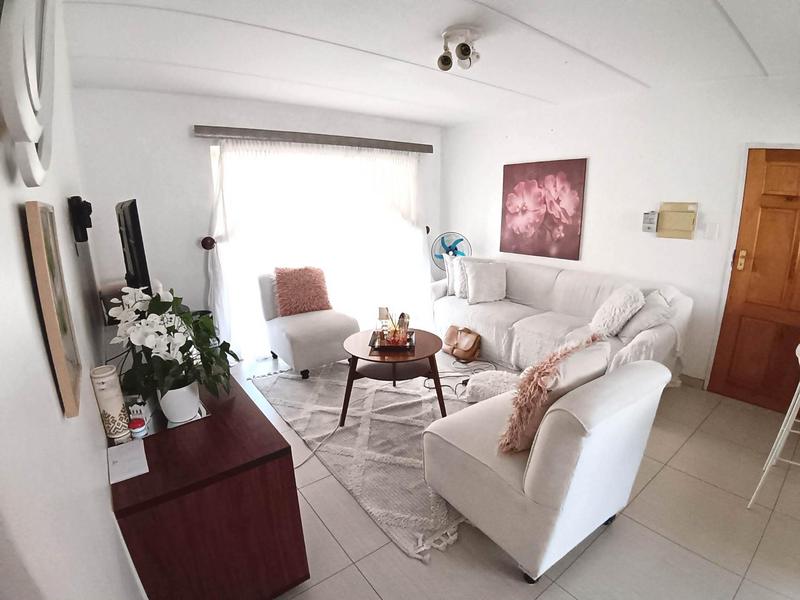 2 Bedroom Property for Sale in Noordwyk Gauteng