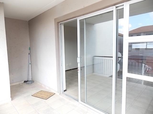 2 Bedroom Property for Sale in Bardene Gauteng