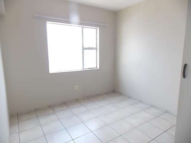 2 Bedroom Property for Sale in Bardene Gauteng