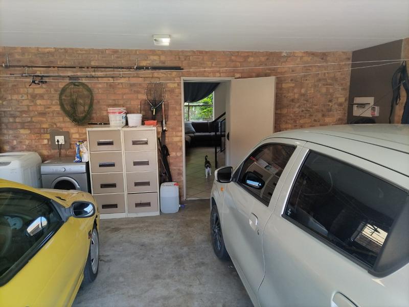 4 Bedroom Property for Sale in Hazeldean Gauteng