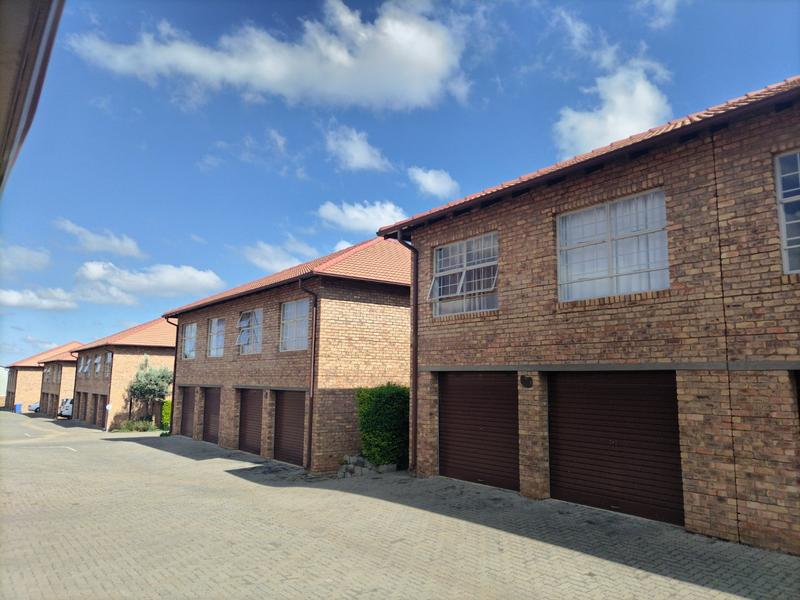 4 Bedroom Property for Sale in Hazeldean Gauteng