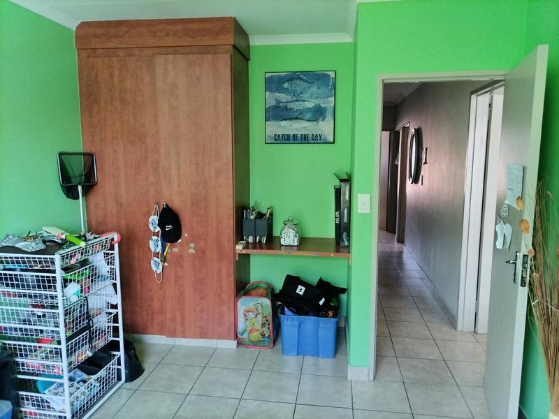 4 Bedroom Property for Sale in Hazeldean Gauteng