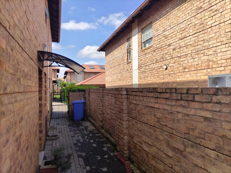 4 Bedroom Property for Sale in Hazeldean Gauteng