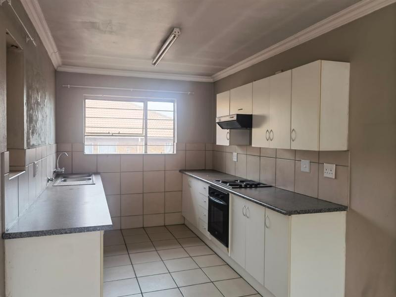 To Let 3 Bedroom Property for Rent in Selection Park Gauteng