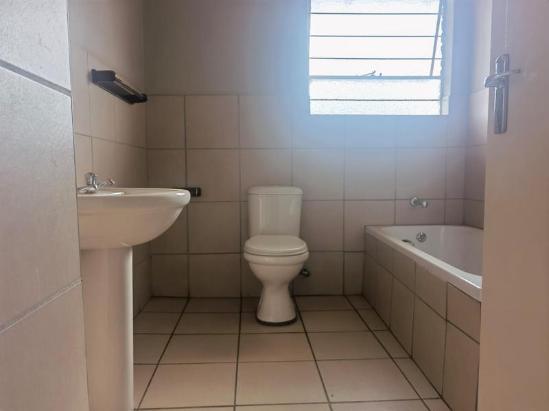 To Let 3 Bedroom Property for Rent in Selection Park Gauteng