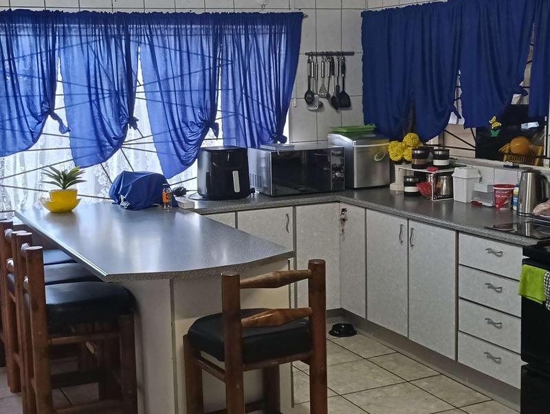 3 Bedroom Property for Sale in Lodeyko Gauteng