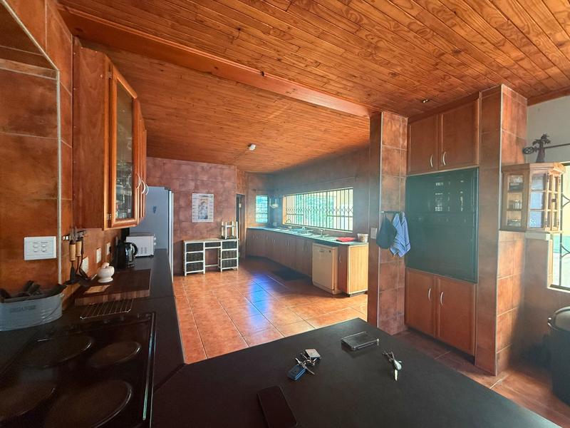 4 Bedroom Property for Sale in Flora Gardens Gauteng