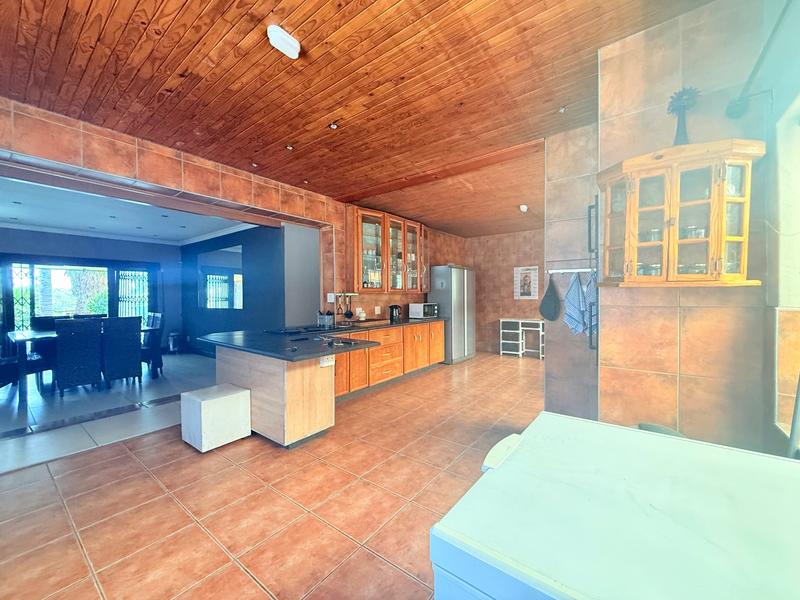 4 Bedroom Property for Sale in Flora Gardens Gauteng