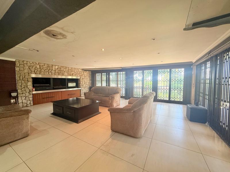 4 Bedroom Property for Sale in Flora Gardens Gauteng