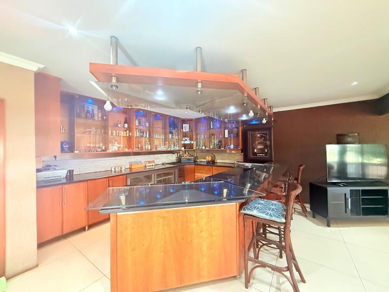 4 Bedroom Property for Sale in Flora Gardens Gauteng