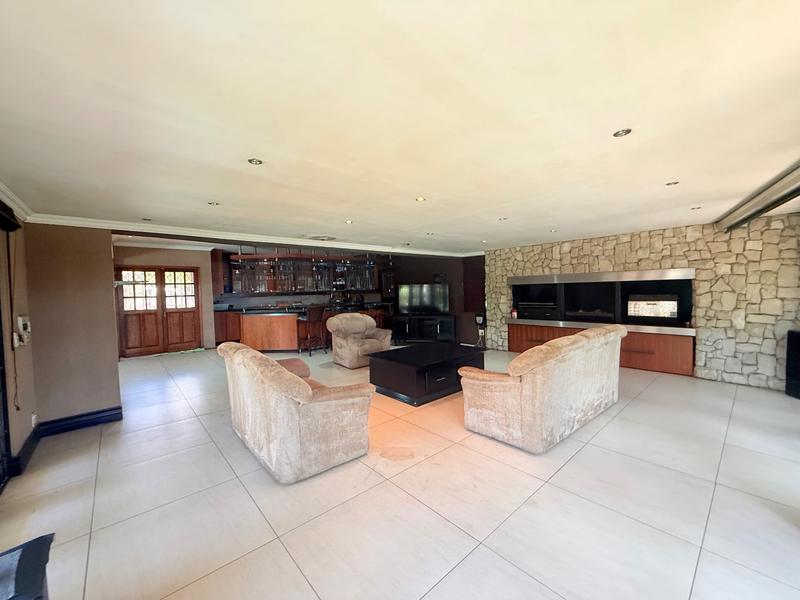 4 Bedroom Property for Sale in Flora Gardens Gauteng