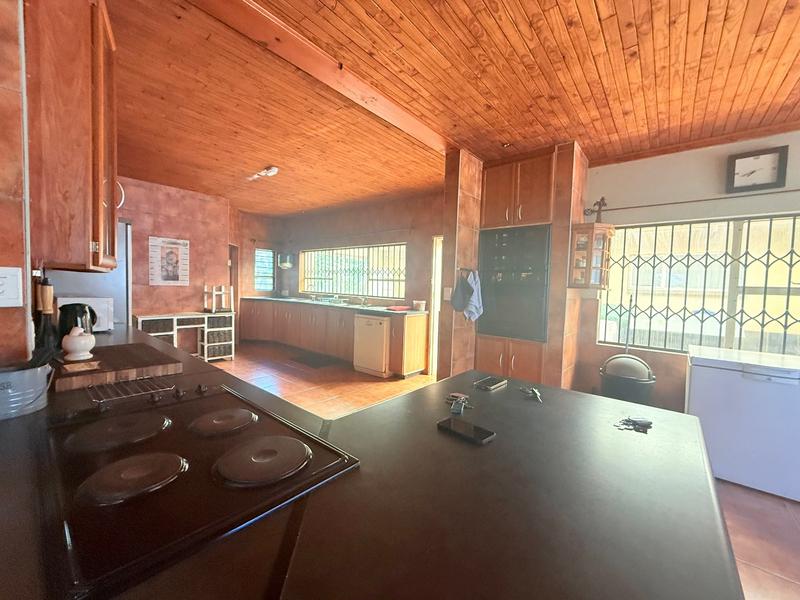 4 Bedroom Property for Sale in Flora Gardens Gauteng