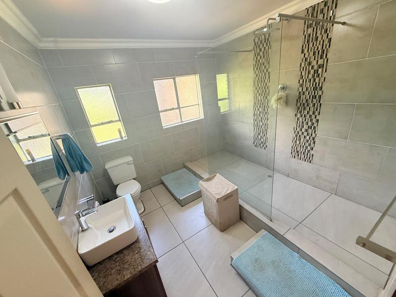 4 Bedroom Property for Sale in Flora Gardens Gauteng