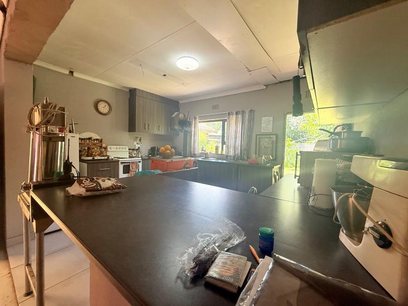 4 Bedroom Property for Sale in Flora Gardens Gauteng