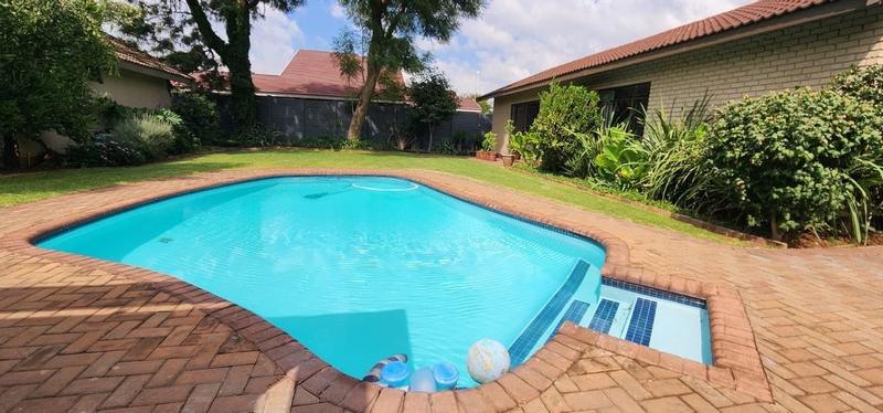 3 Bedroom Property for Sale in Flora Gardens Gauteng
