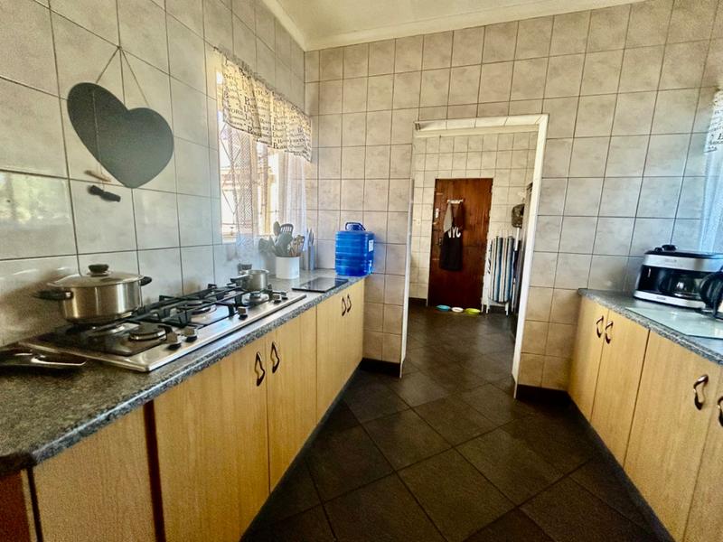 3 Bedroom Property for Sale in Flora Gardens Gauteng