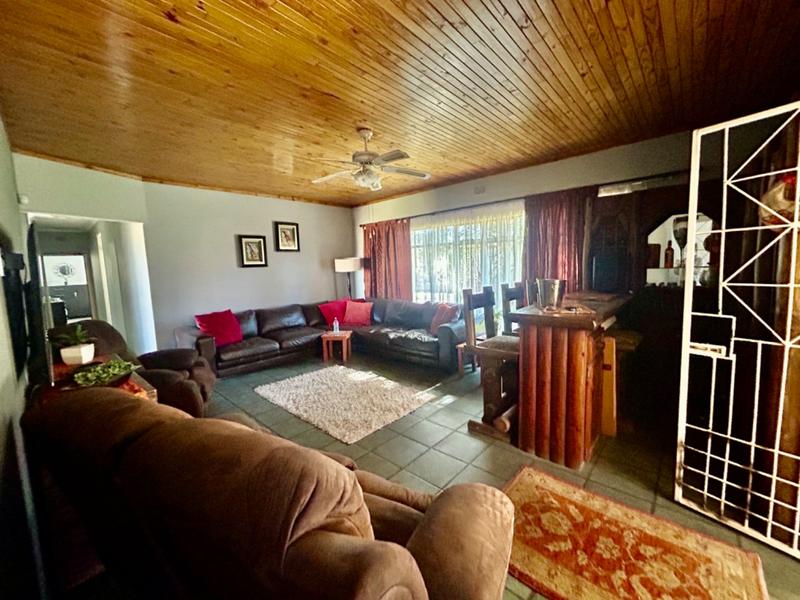 3 Bedroom Property for Sale in Flora Gardens Gauteng