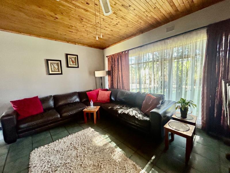 3 Bedroom Property for Sale in Flora Gardens Gauteng