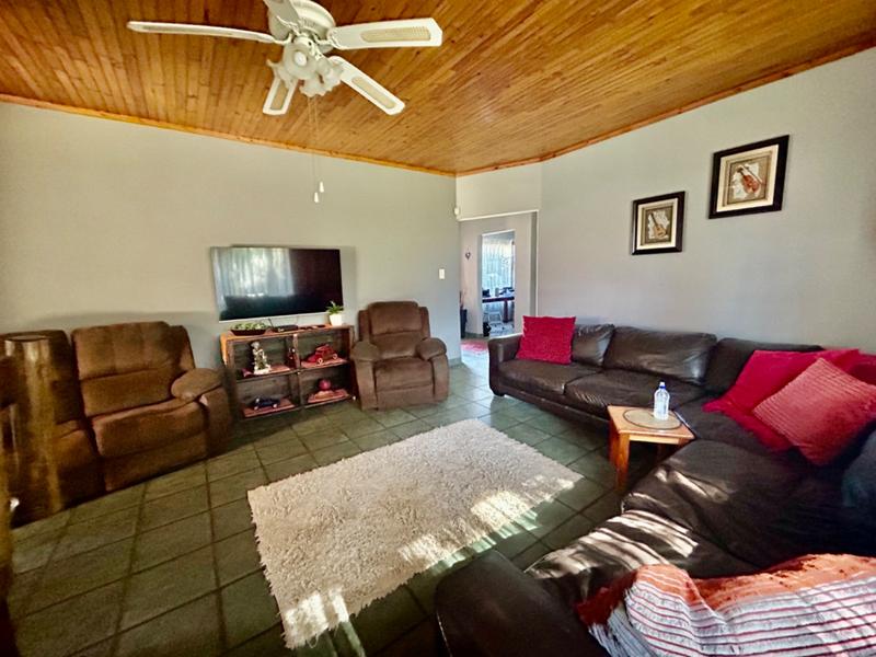 3 Bedroom Property for Sale in Flora Gardens Gauteng