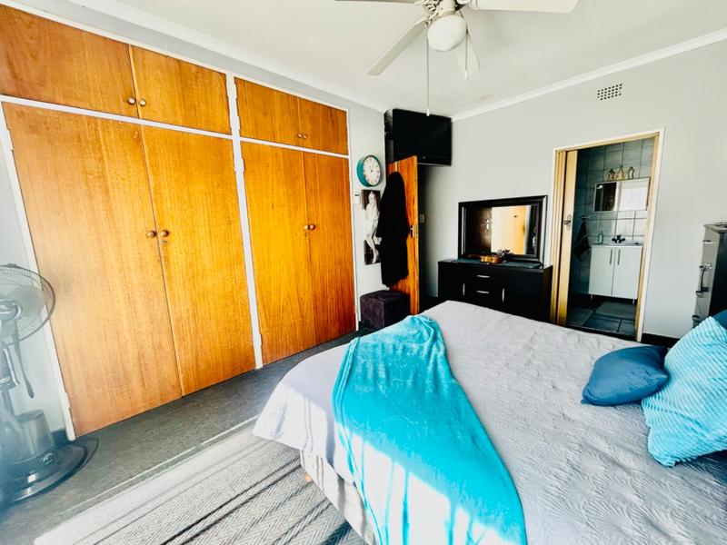 3 Bedroom Property for Sale in Flora Gardens Gauteng