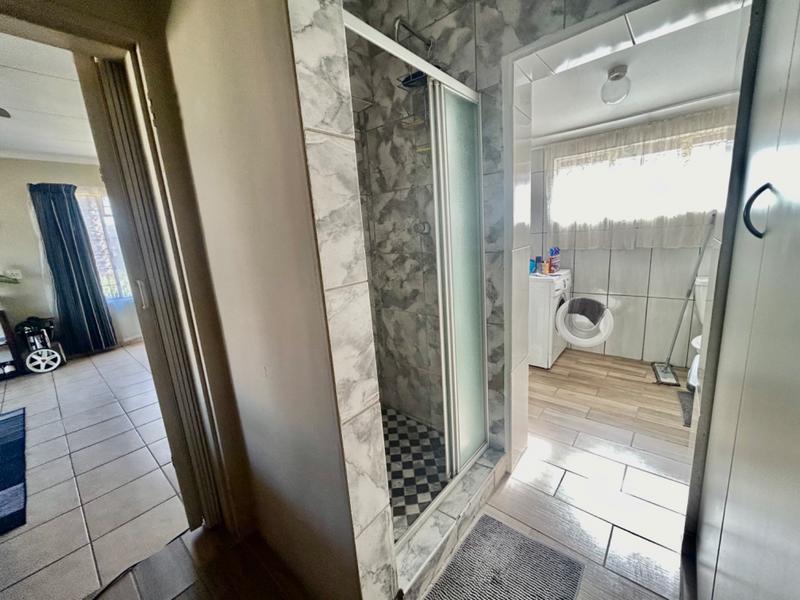 3 Bedroom Property for Sale in Flora Gardens Gauteng