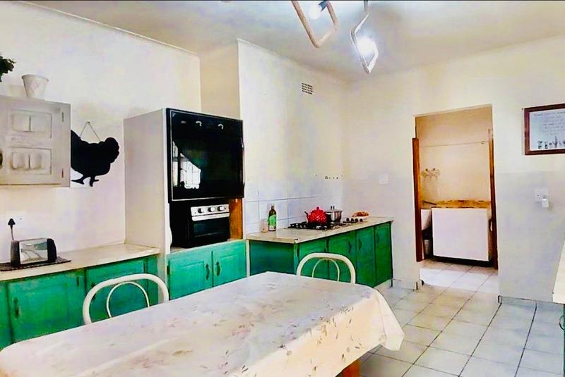 4 Bedroom Property for Sale in Flora Gardens Gauteng