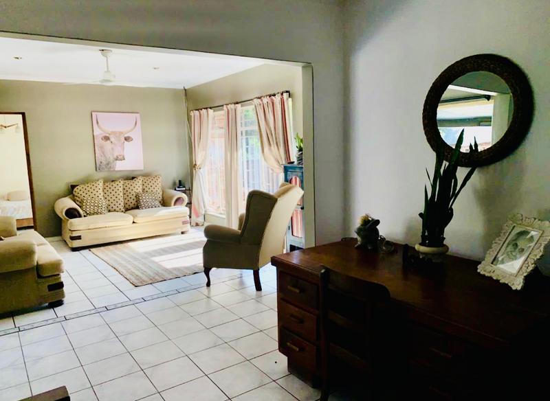 4 Bedroom Property for Sale in Flora Gardens Gauteng