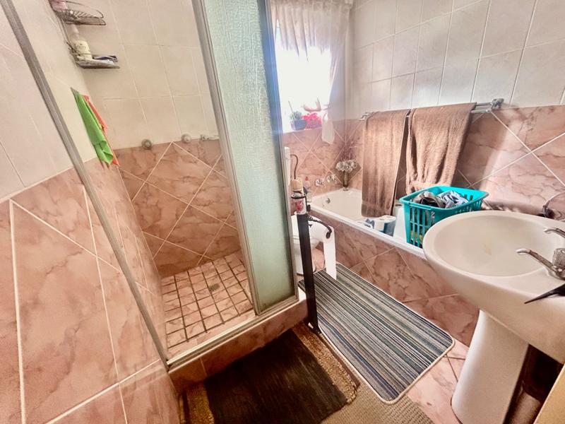 2 Bedroom Property for Sale in Vanderbijlpark CE 1 Gauteng