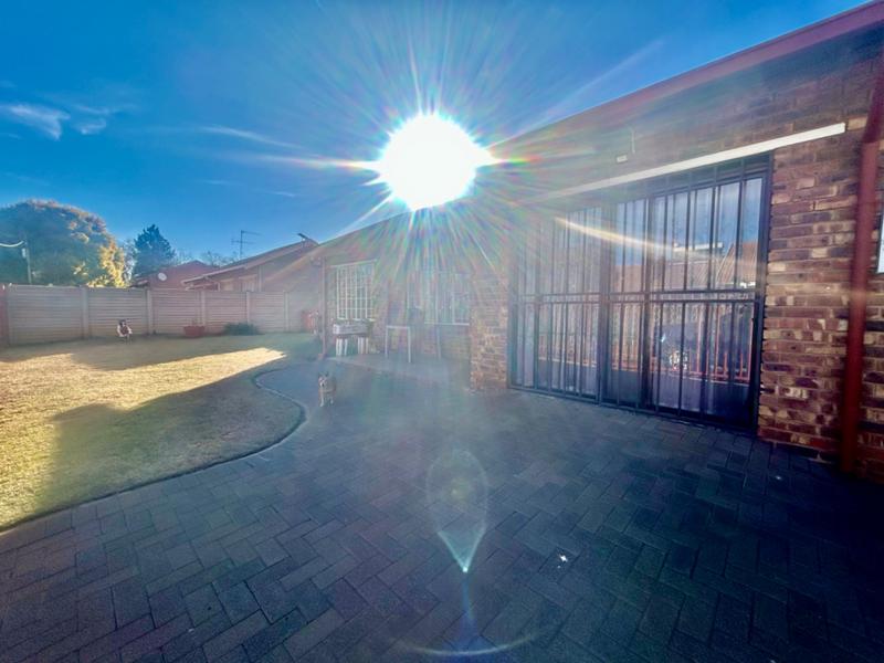 2 Bedroom Property for Sale in Vanderbijlpark CE 1 Gauteng