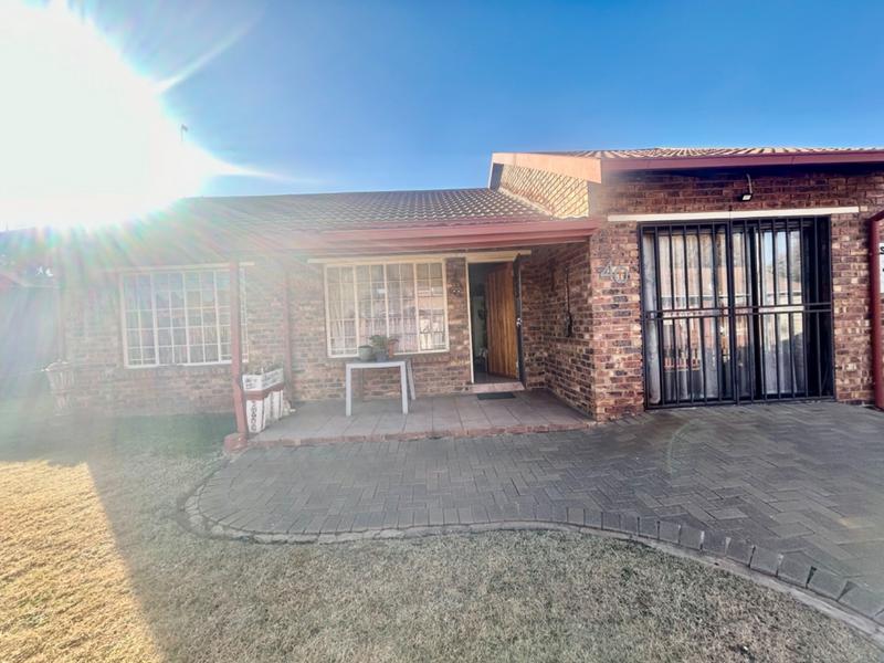 2 Bedroom Property for Sale in Vanderbijlpark CE 1 Gauteng