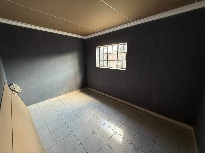 6 Bedroom Property for Sale in Vanderbijlpark CE 2 Gauteng