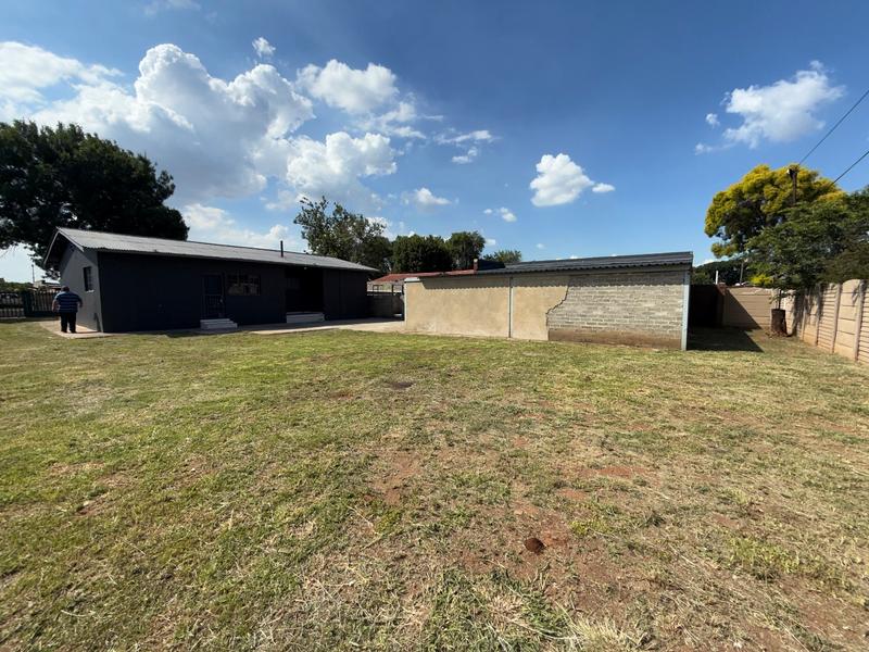 6 Bedroom Property for Sale in Vanderbijlpark CE 2 Gauteng