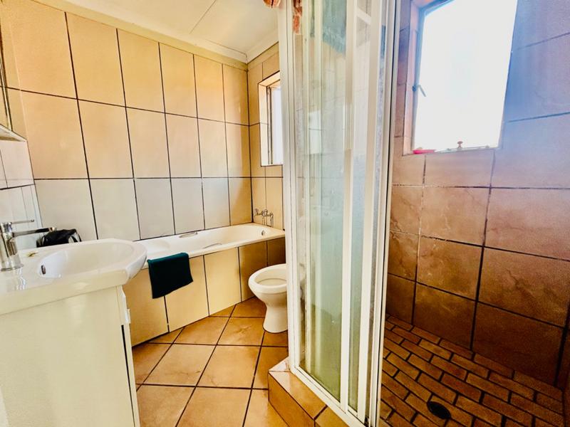 2 Bedroom Property for Sale in Vanderbijlpark CE Gauteng