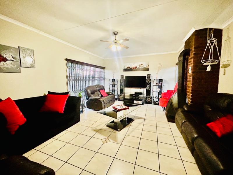 4 Bedroom Property for Sale in Vanderbijlpark CE Gauteng