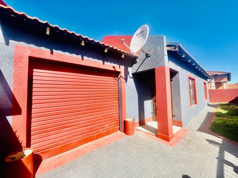 2 Bedroom Property for Sale in Vanderbijlpark CE 4 Gauteng