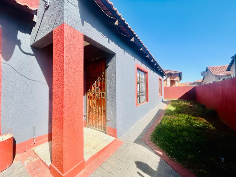 2 Bedroom Property for Sale in Vanderbijlpark CE 4 Gauteng