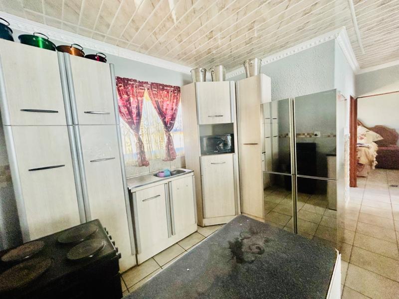 2 Bedroom Property for Sale in Vanderbijlpark CE 4 Gauteng