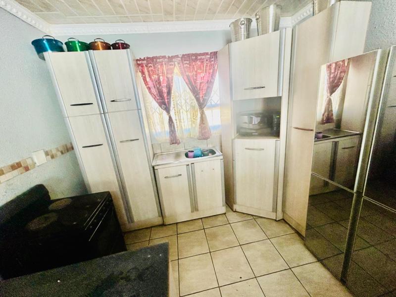 2 Bedroom Property for Sale in Vanderbijlpark CE 4 Gauteng