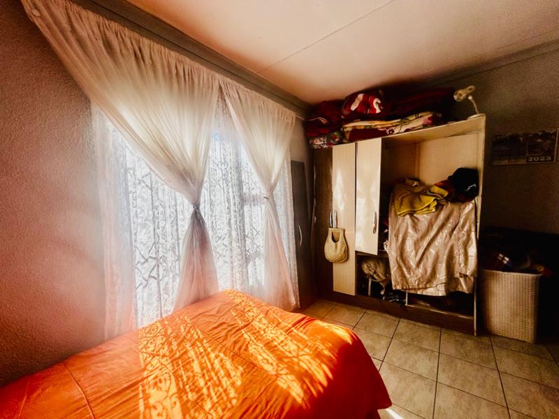 2 Bedroom Property for Sale in Vanderbijlpark CE 4 Gauteng