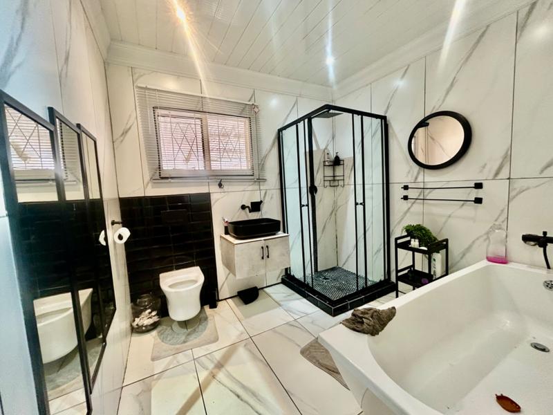 3 Bedroom Property for Sale in Vanderbijlpark CW Gauteng